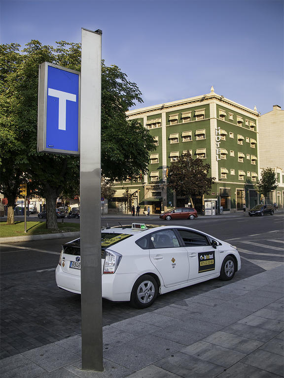 Ramon Berenguer IV Hotel Lleida Exterior photo